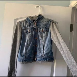 Super cute denim jacket!